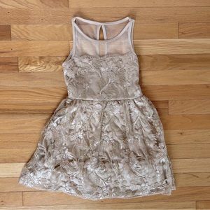 Girls Beautiful Gold special occasion boutique dress size 8